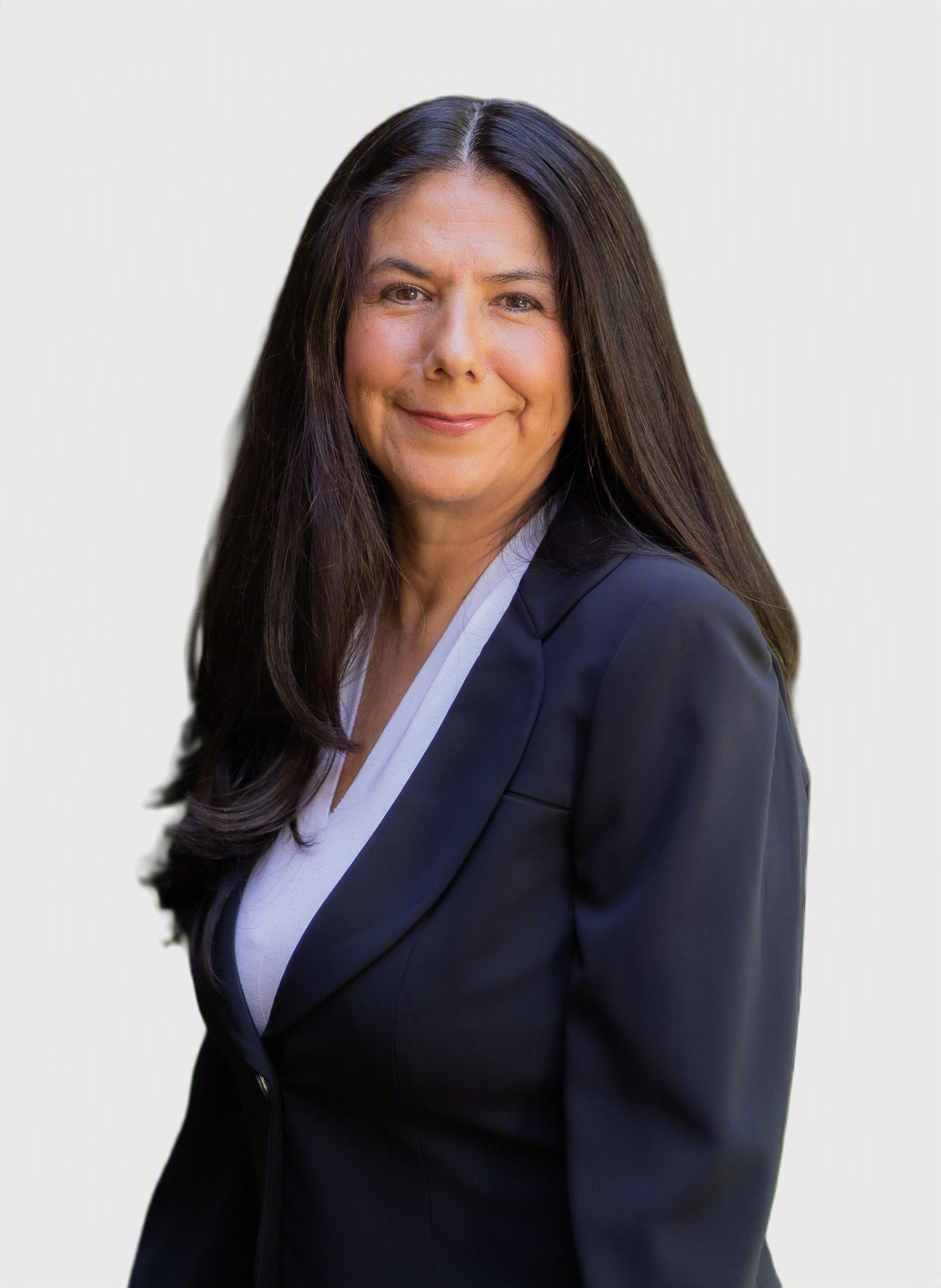 Claudia Lezama Headshot Formal